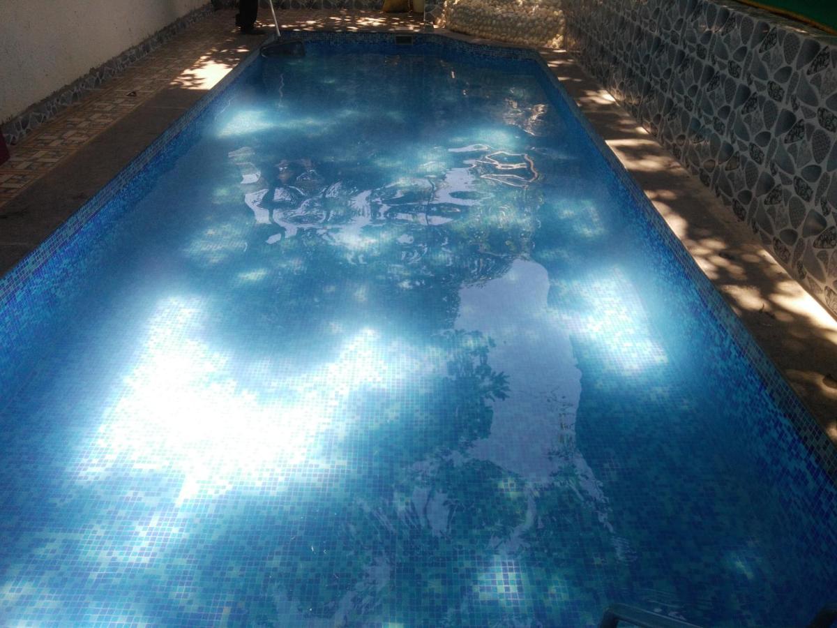 Strand Resort Lonavala Exteriér fotografie